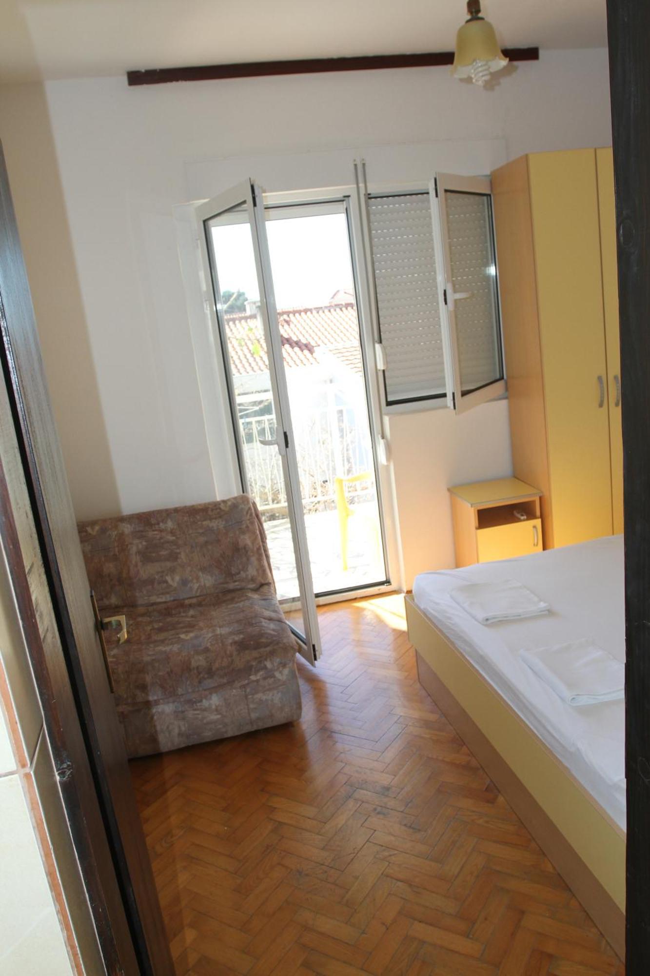 Apartments Popovic Петровац Экстерьер фото