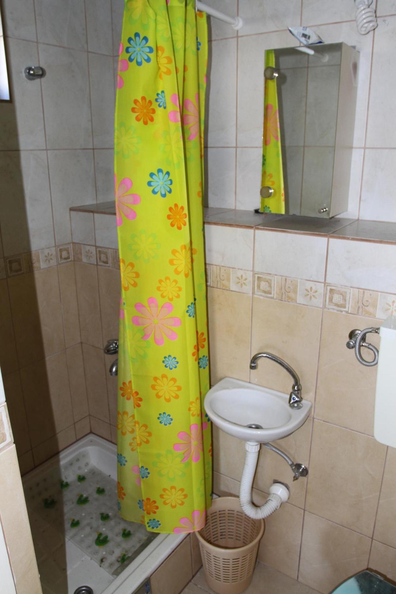 Apartments Popovic Петровац Экстерьер фото